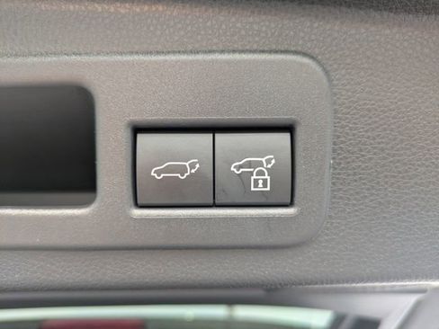 Used 2025 Toyota 4Runner Limited w/ Tow Technology Package AWD/4WD image 14