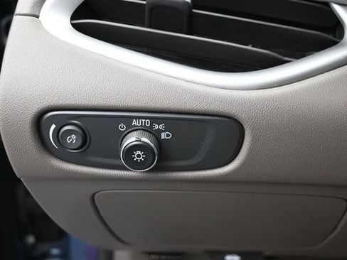 Used 2024 Chevrolet Malibu LT FWD image 16