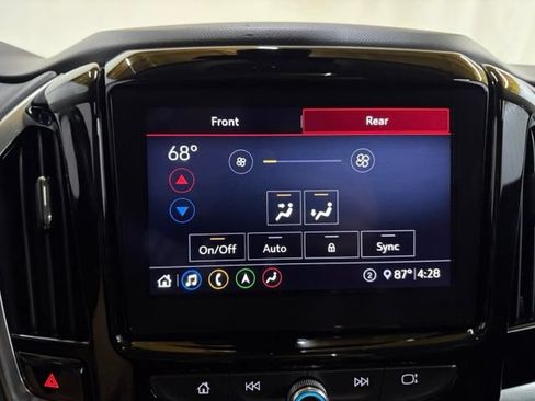 Used 2021 Chevrolet Traverse LT w/ LT Premium Package AWD/4WD image 61
