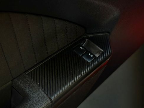 Used 2012 Ford Mustang Boss 302 w/ Boss 302 Accessory Pkg image 28