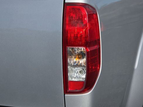 Used 2015 Nissan Frontier S w/ S Preferred Package image 45