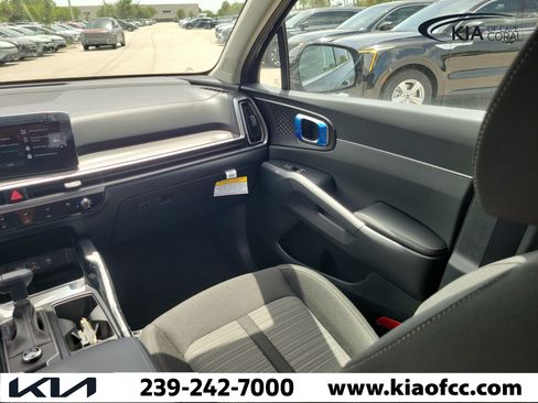 New 2026 Kia Sorento LX FWD image 16