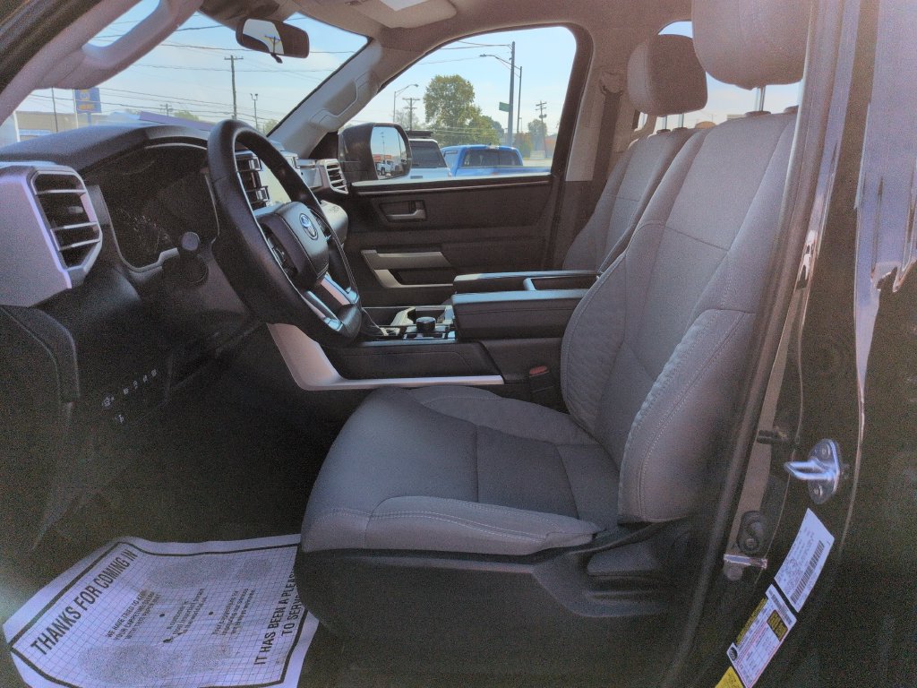 Used 2024 Toyota Tundra SR5 AWD/4WD image 9