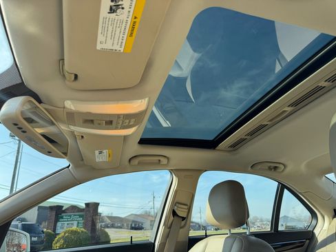 Used 2010 Mercedes-Benz C 300 Sedan image 36