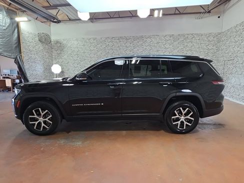 Used 2024 Jeep Grand Cherokee L Limited AWD/4WD image 4