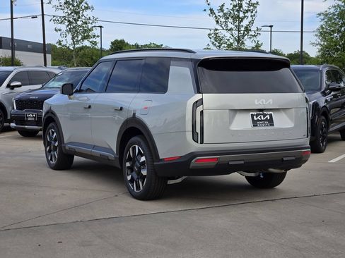 New 2027 Kia Telluride S w/ Towing Package AWD/4WD image 3