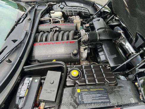 Used 1998 Chevrolet Corvette Coupe w/ Roof Pkg RWD image 63