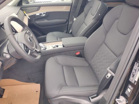 New 2026 Volvo XC90 B6 Plus w/ Protection Package image 13
