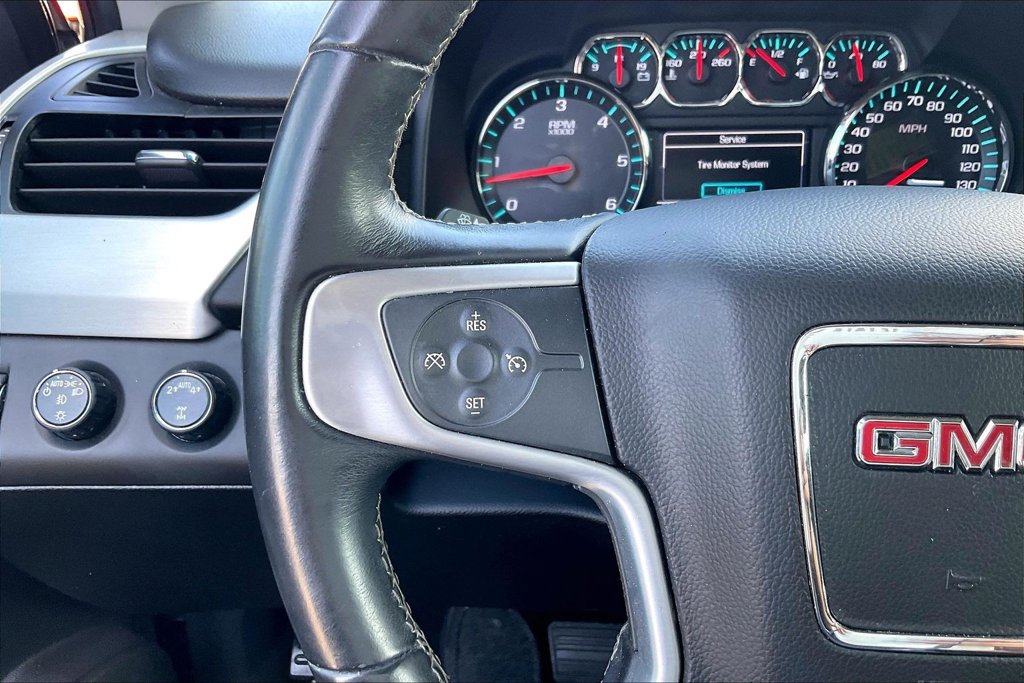 Used 2017 GMC Yukon SLE AWD/4WD image 15