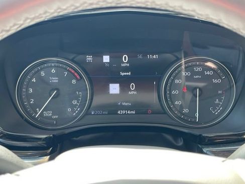 Certified 2022 Cadillac XT6 Premium Luxury w/ Technology Package AWD/4WD image 29