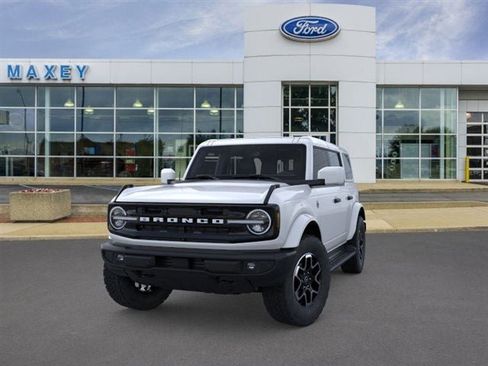 New 2026 Ford Bronco Outer Banks image 27