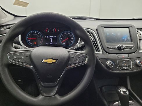 Used 2018 Chevrolet Malibu LS w/ LPO, Convenience Package 2 image 22