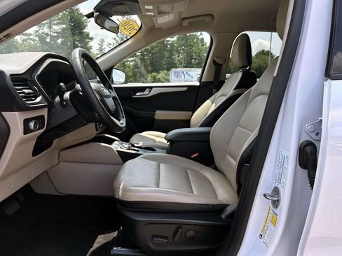 Used 2020 Ford Escape SEL AWD/4WD image 14