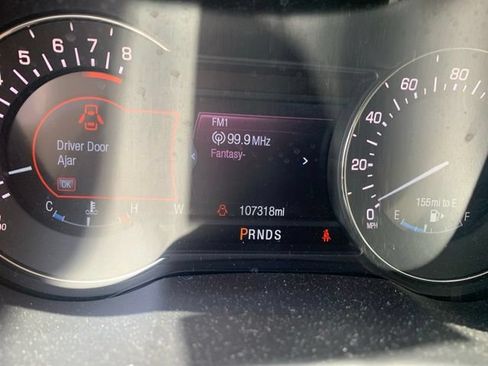 Used 2015 Lincoln MKC FWD w/ Equipment Group 101A Select image 10
