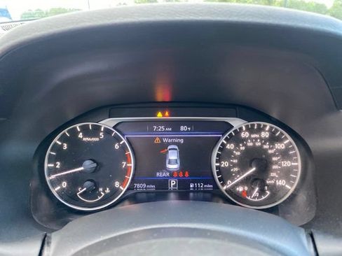 Used 2023 Nissan Altima 2.5 SV FWD image 12