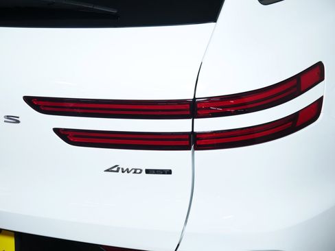 Used 2026 Genesis GV70 3.5T Sport Prestige AWD/4WD image 17