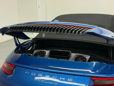 Used 2017 Porsche 911 Carrera image 30