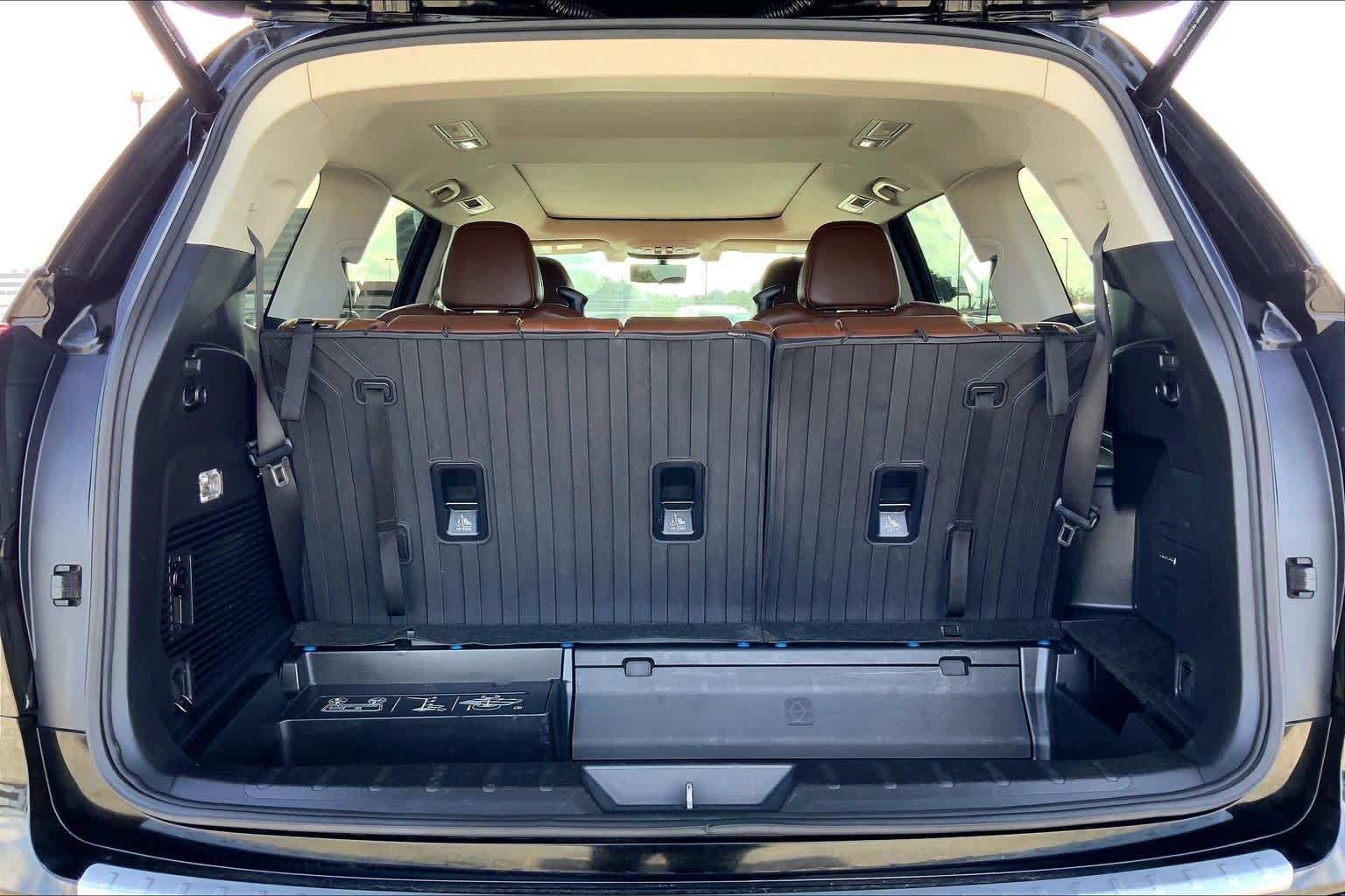 Used 2019 Subaru Ascent Touring w/ Popular Package #3 AWD/4WD image 34