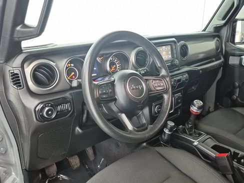 Used 2021 Jeep Wrangler Unlimited Sport AWD/4WD image 4