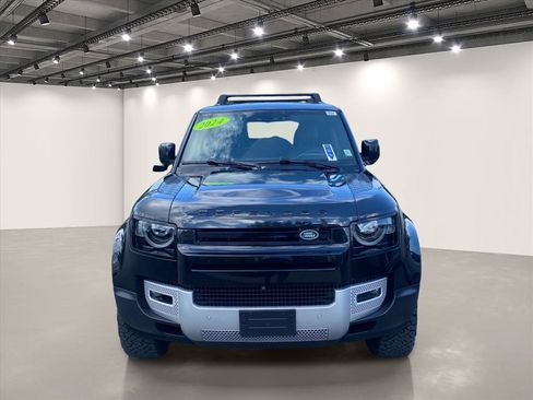 Used 2024 Land Rover Defender 110 S AWD/4WD image 2
