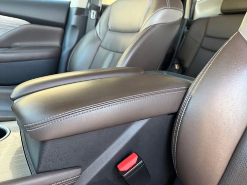 Used 2018 Nissan Murano Platinum image 15