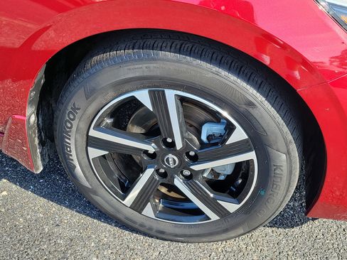Used 2024 Nissan Sentra SV w/ All-Weather Package FWD image 8