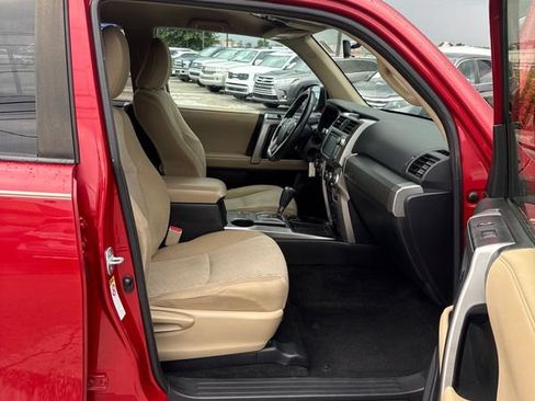 Used 2016 Toyota 4Runner SR5 RWD image 19