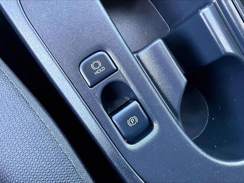 Certified 2025 Toyota Corolla LE FWD image 33