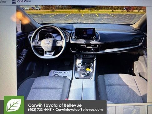 Used 2025 Nissan Rogue SV image 15