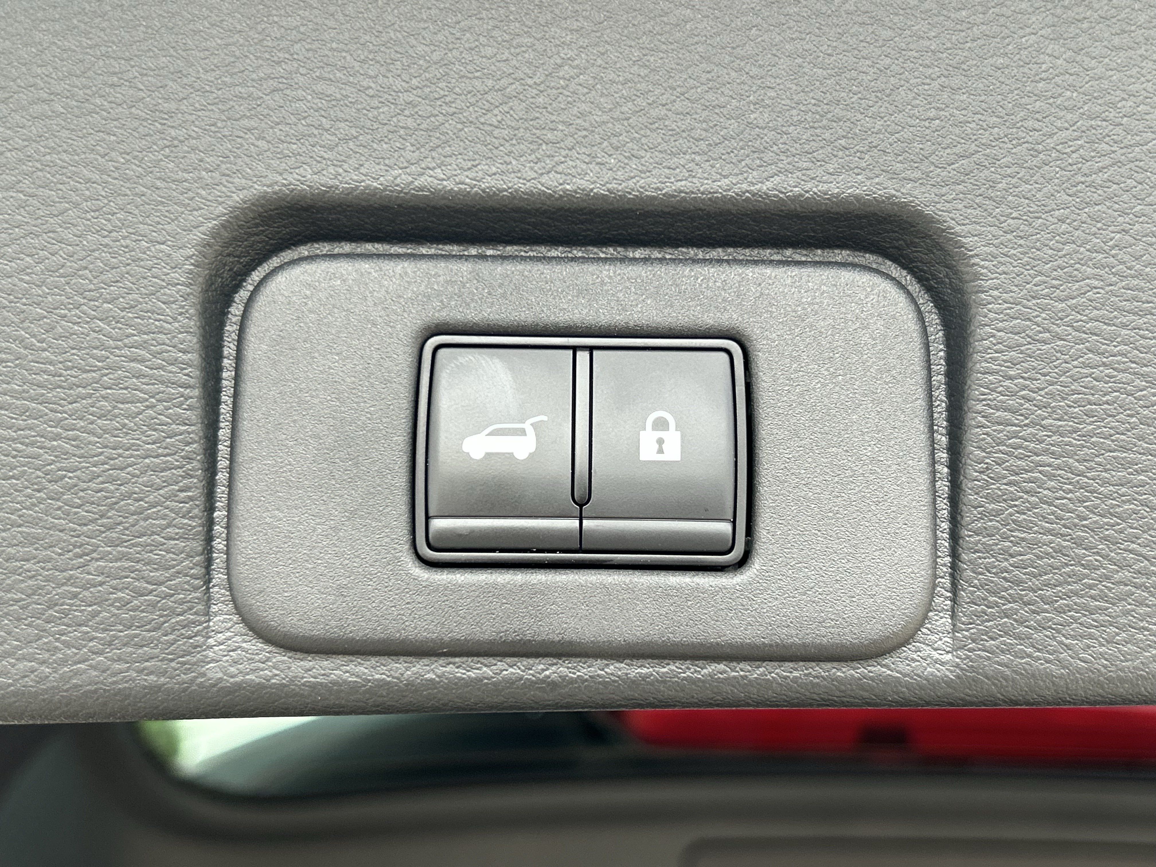 Used 2023 Nissan Rogue SL AWD/4WD image 22