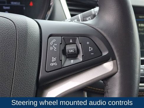 Used 2019 Chevrolet Trax LT w/ LT Convenience Package AWD/4WD image 8