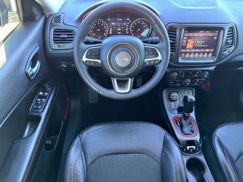 Used 2021 Jeep Compass Trailhawk image 20