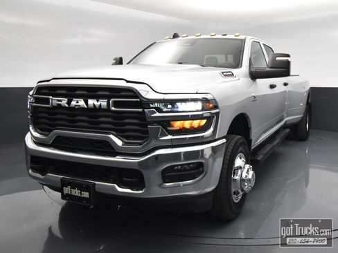 Used 2026 RAM 3500 Tradesman AWD/4WD image 50