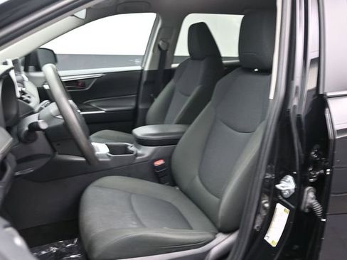 Used 2024 Toyota RAV4 LE image 11
