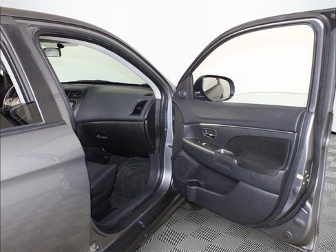 Used 2019 Mitsubishi Outlander Sport LE image 21