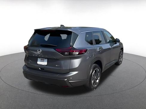 Used 2025 Nissan Rogue SV AWD/4WD image 15