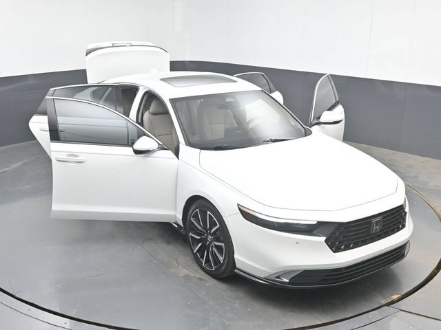 Used 2024 Honda Accord Touring image 49