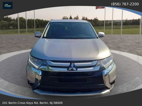 Used 2018 Mitsubishi Outlander LE FWD image 8