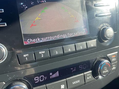 Used 2014 Nissan Altima 2.5 SV w/ Convenience Package FWD image 26