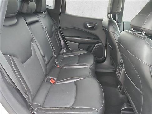 Used 2021 Jeep Compass Latitude FWD image 19