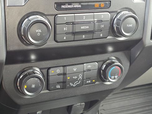 Used 2021 Ford F250 XLT image 25