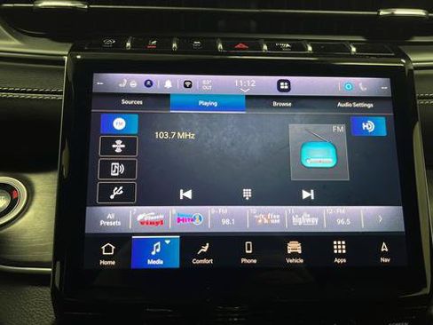 Used 2024 Jeep Grand Cherokee Limited w/ Luxury Tech Group II AWD/4WD image 31