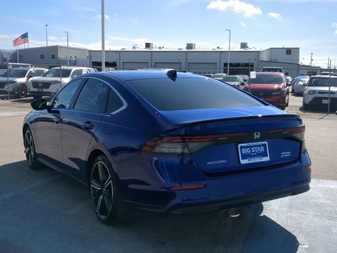 Used 2024 Honda Accord Sport image 6