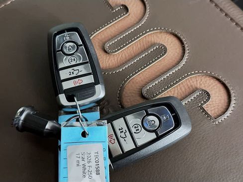 New 2026 Ford F250 King Ranch w/ Chrome Package image 21