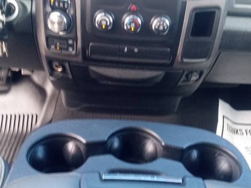 Used 2018 RAM 1500 Express w/ Express Value Package AWD/4WD image 13