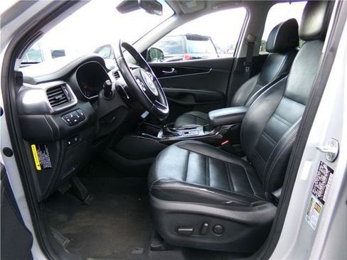 Used 2017 Kia Sorento EX w/ EX Advanced Touring Package AWD/4WD image 2