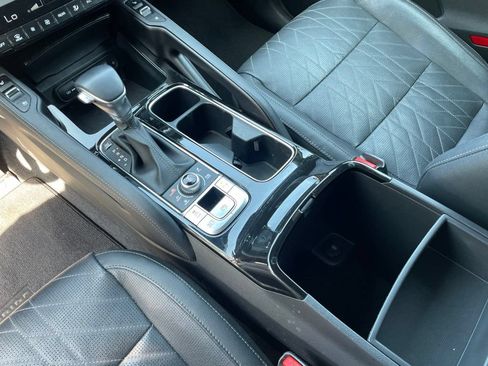 Used 2024 Kia Telluride EX X-Line AWD/4WD image 9
