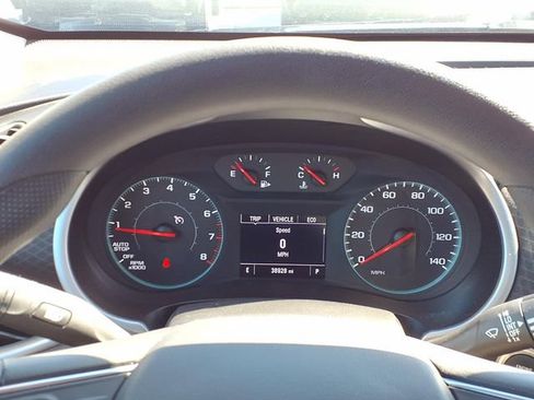 Used 2024 Chevrolet Malibu LT FWD image 17