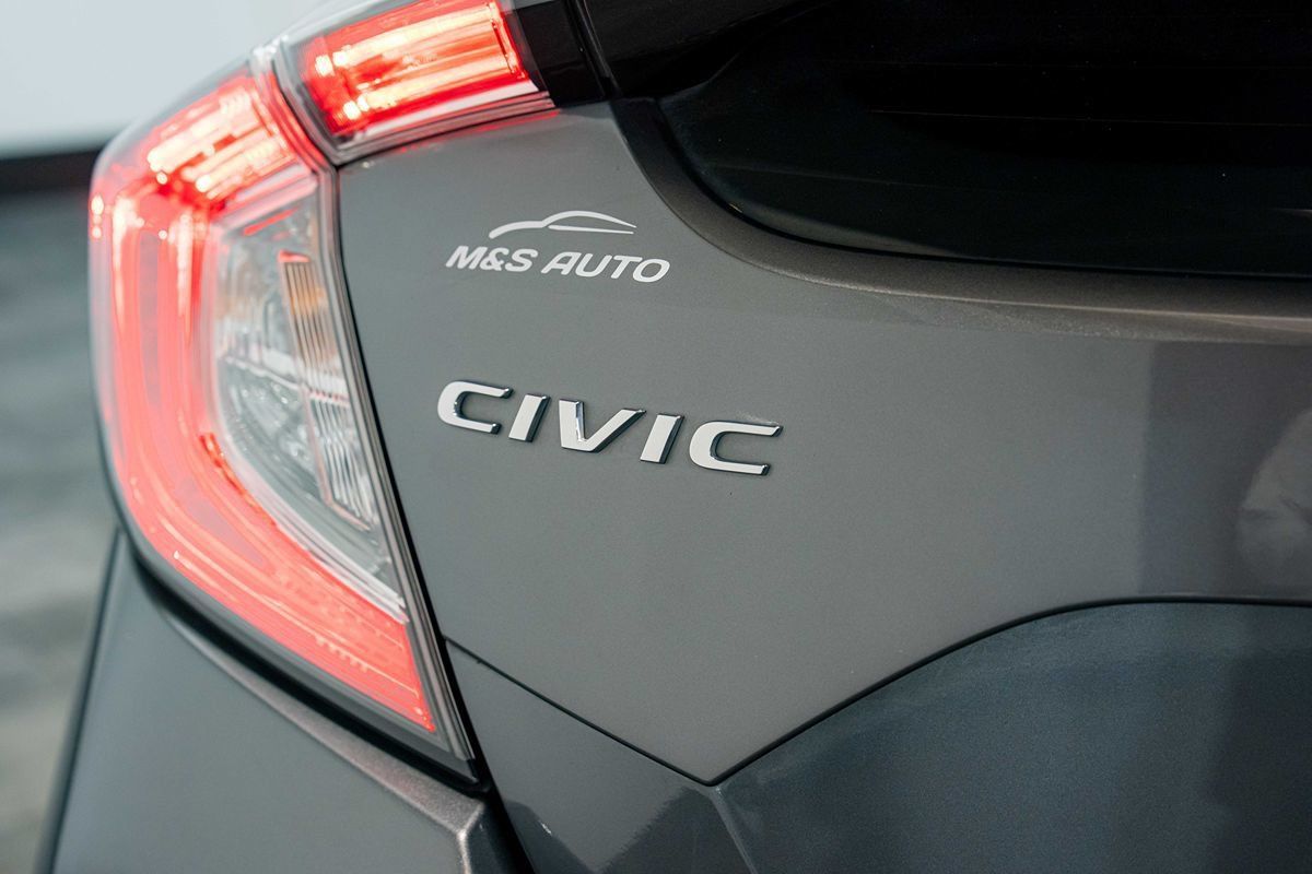 Used 2021 Honda Civic Sport image 4