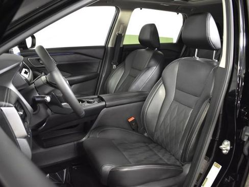 Certified 2026 Nissan Rogue Platinum w/ Platinum Premium Package AWD/4WD image 9